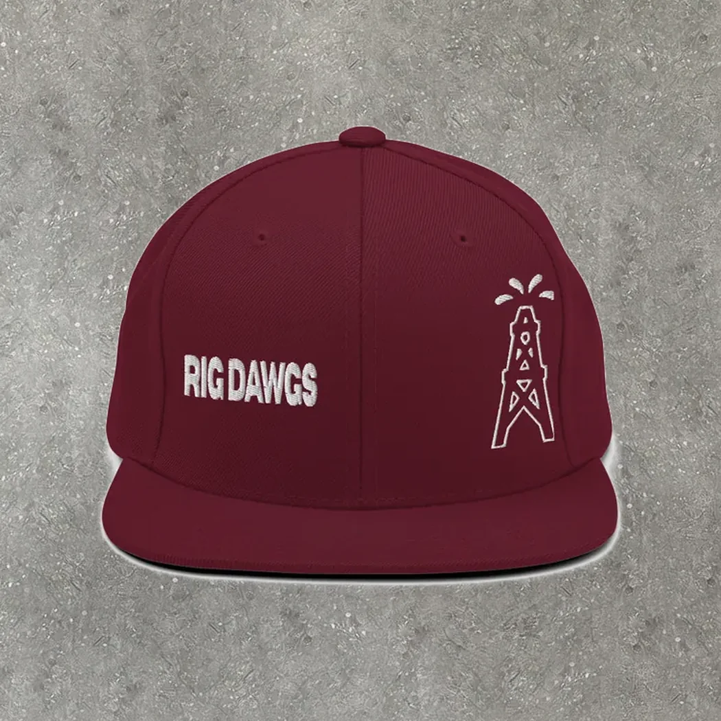 Rig Dawgs Snapback in maroon