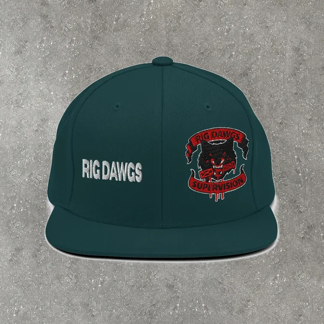 Wolf Patch Snapback in spruce